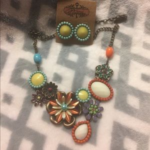 Plunder necklace/earring combo